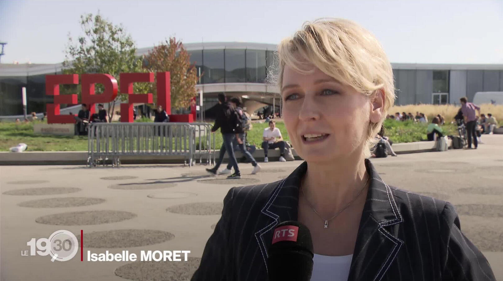 Isabelle Moret Campagne en ligne pour le Conseil d&#39;Etat vaudois, avec plusieurs apparitions dans les journaux et à la RTS.